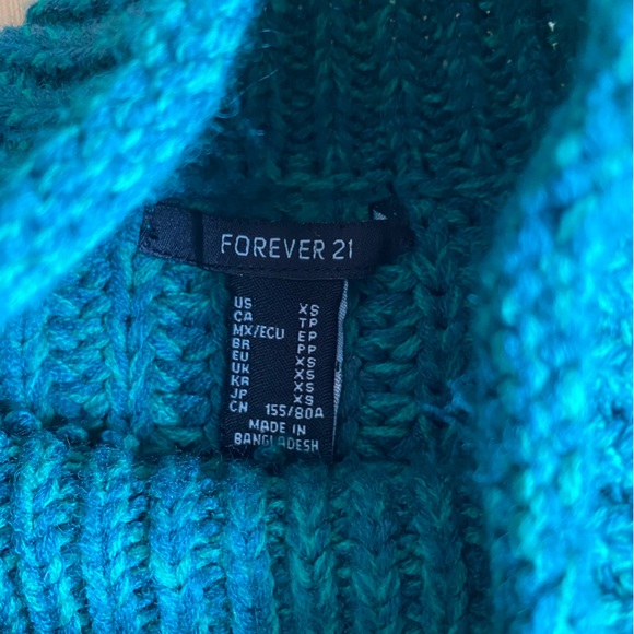 Forever 21 Cropped Chunky Knit Sweater - Picture 3 of 7